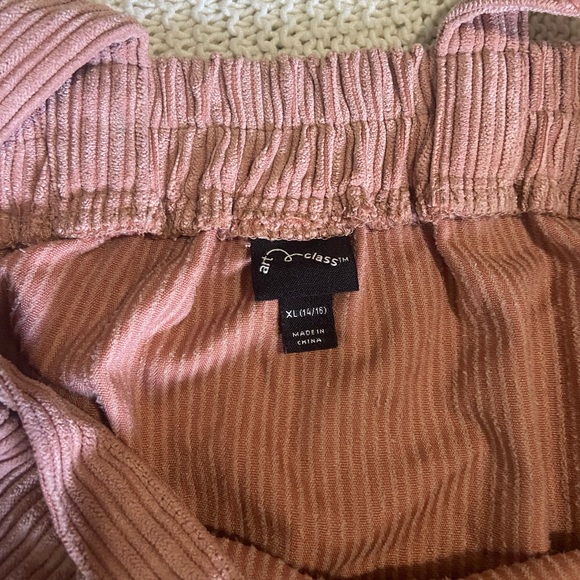 Skirt Overalls size XL - Picture 4 of 4